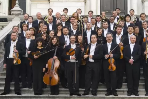 Übernimmt den Orchesterpart bei der Opern- und Operettengala am 23. August, die Stefan Wasser organisiert udn leitet: die Kammer