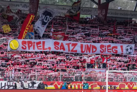 Game Over: Nicht wütende Ultras, nicht gewalttätige Ausschreitungen wurden zum Gesicht des Protests aus den Kurven gegen einen I