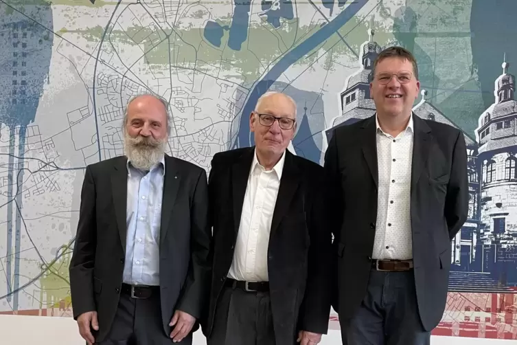 Chefarzt-Generationen: Gerald Haupt, Hans Peter Braun und Christian Stock (v.l.). 