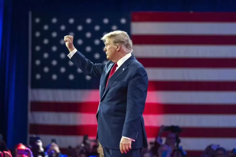 Der fr&uuml;here US-Pr&auml;sident Donald Trump: 2019 hatte sein Botschafter in Deutschland, Richard Grenell, mit dem Abzug der US-Streitk