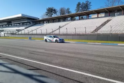 Testtag: Das Team Cuntz Motorsport auf dem Hockenheimring. 