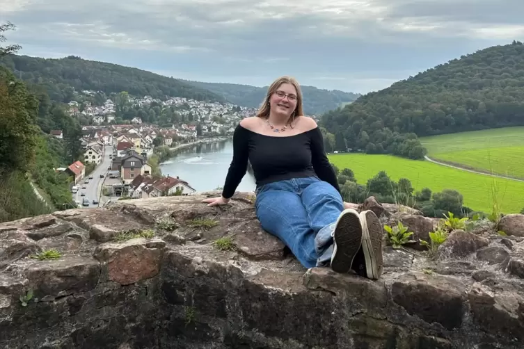 Kinsey Becker bei einem Ausflug. Unter anderem in Speyer und Heidelberg war sie schon.
