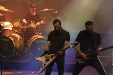 Die Tributeband My-tallica in der Kaiserslauterer Kammgarn.