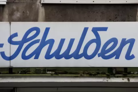 Aktuell drücken die Stadt Rockenhausen mehr als 30 Millionen Euro Schulden. Ein Landesprogramm soll helfen – auch dauerhaft? 