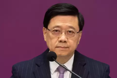 Der Zentralregierung treu ergeben: Hongkongs Regierungschef John Lee. 