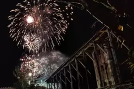 Das zweite Feuerwerk am Wurstmarkt 2023. 