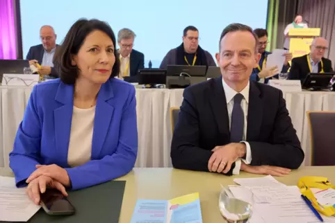 Daniela Schmitt und Volker Wissing gehören beide der FDP an. 