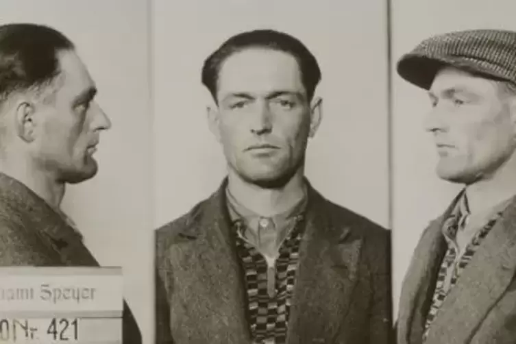 Polizeifoto: B&uuml;hl wollte sich nicht mustern lassen. 