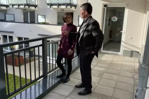 Park-Leiterin Natalie Schwöbel und Martin Schmitt, einer der Geschäftsführer der neuen Betreibergesellschaft, wagen einen erneut