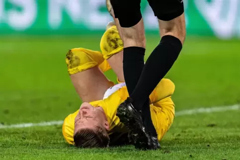 Spielt er oder spielt er nicht? Julian Krahl droht gegen Fortuna Düsseldorf auszufallen.
