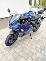 Scheckheft gepflegte 125er Yamaha Supersportler in blau zu verkaufen. HU im März 2024 fällig. Das Motorrad ist in originalem Zus