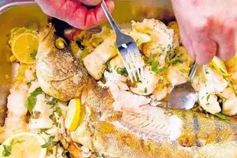 Traditionelle Speise an Karfreitag: Fisch. 