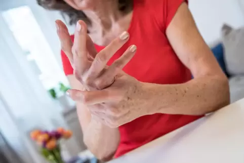 Mehr als nur Gelenkschmerzen: Rheuma kann viele Ausprägungsformen annehmen.