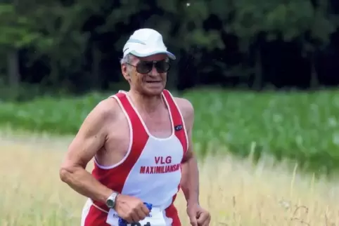 80 Marathonläufe hat Oskar Behr in den Beinen.