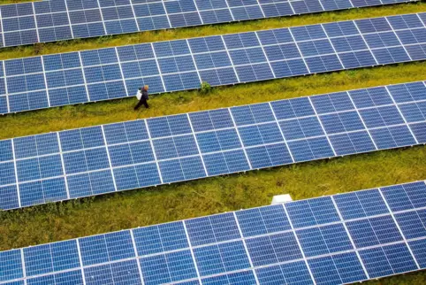 Freiflächen-Photovoltaikanlage: Sollen in der Verbandsgemeinde Lingenfeld vor allem auf ertragsschwachen und „vorbelasteten“ Geb
