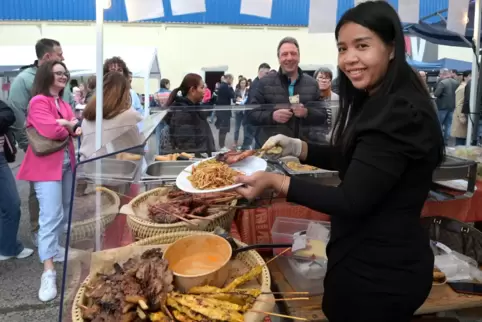 Lecker aufgetischt: Beim ersten Thai-Food-Festival in der Halle 101 dreht sich (fast) alles ums Essen. 