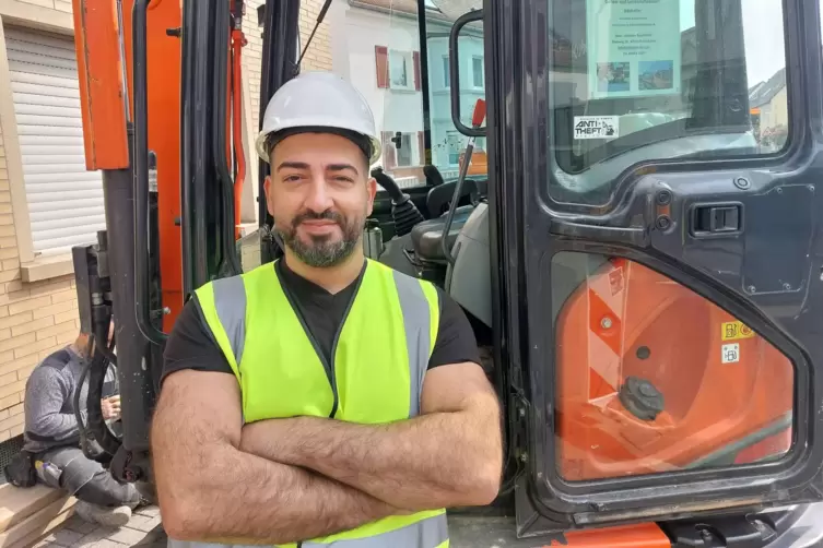 Liebt die täglichen Herausforderungen in seinem Beruf: Straßenbauer Ayhan Ellek. 