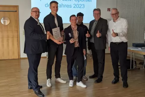 Die geehrten Sportle des Jahres 2023 im Rhein-Pfalz-Kreis.