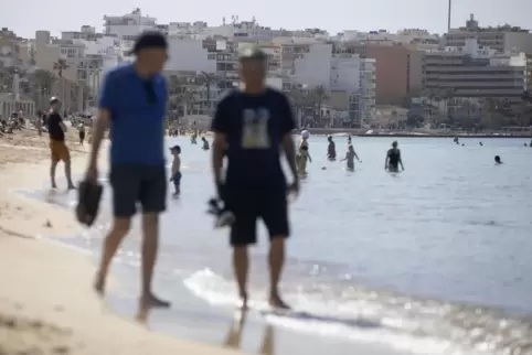 Bei Ausländern besonders begehrt ist Immobilienbesitz auf Mallorca (hier der Strand von Palma).
