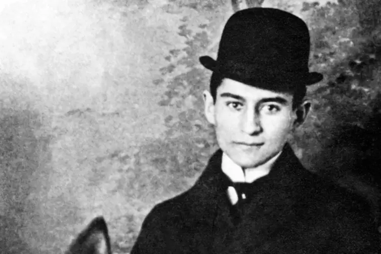 Das Leben des Schriftstellers Franz Kafka ganz aus seinem Schreiben heraus zu schildern ist der Ansatz in Safranskis Buch.