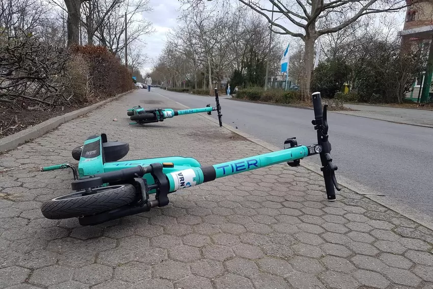 Auch in LU ein Problemfall: herumliegende E-Roller.