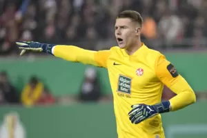 Fehlt weiterhin: FCK-Torhüter Julian Krahl.