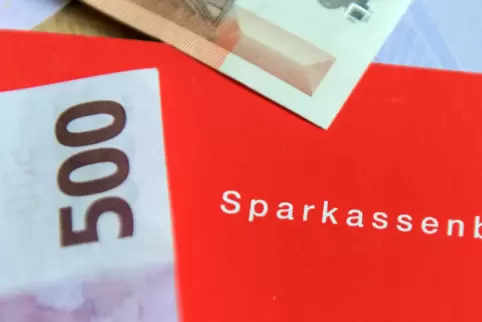 Die Kreissparkasse muss eigenständig bleiben, fordert Helge Schwab: „Was wir noch im Kreis haben, das müssen wir hier halten.“ 