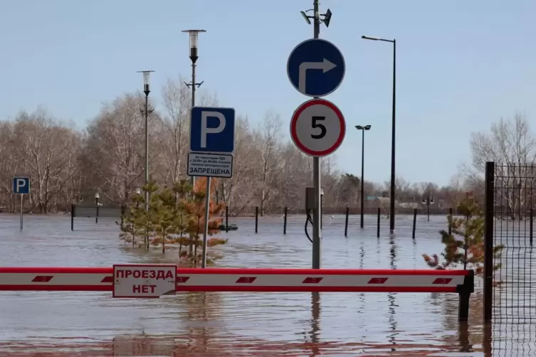 Orenburg unter Wasser