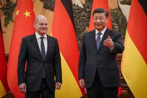 Peking, vor zwei Jahren: Bei seinem ersten Besuch als Kanzler in China wurde Olaf Scholz (SPD) von Staatspräsident Xi Jinping in