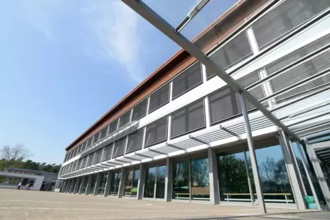 Grundschule in Dudenhofen: Ist in Trägerschaft der Verbandsgemeinde.