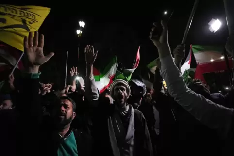 Anti-Israelische Demonstration vor der britischen Botschaft in Teheran. 