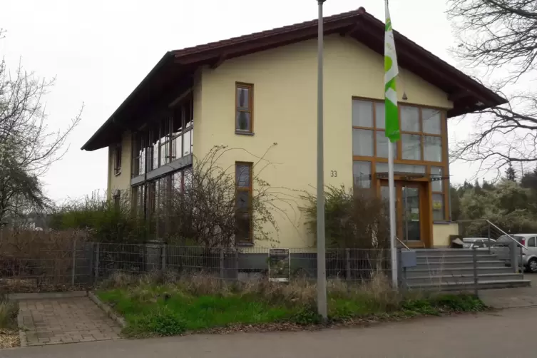 Sitz des Forstamts Pf&auml;lzer Rheinauen: das Forsthaus in Bellheim. 