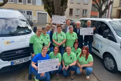 Die Spendensumme in Höhe von 6333 Euro wurde an drei Einrichtungen übergeben. 