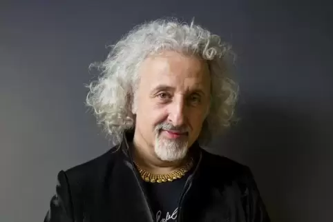 Spielt Schostakowitschs erstes Cellokonzert in Lautern: Mischa Maisky. 