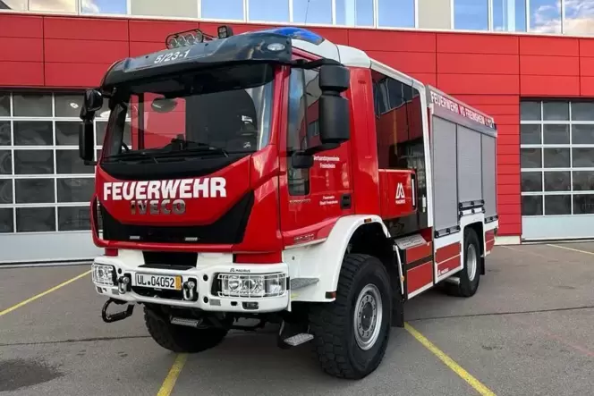 Ein solches TLF 3000 (Symbolbild) bekommt die Feuerwehr Kirchheimbolanden.
