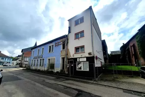 Teile der Hauptstraße werden sich demnächst in eine Baustelle verwandeln. Die vorderen Bauten des ehemaligen Hotels Martin und d