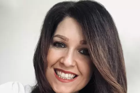 „Man kann 100 Leben leben, wenn man liest“: Autorin und Lehrerin Janine Sebb-Weppler. 