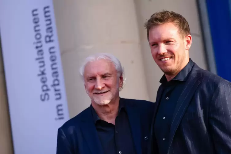 Bleiben weiter ein Team: Sportdirektor Rudi V&ouml;ller und Bundestrainer Julian Nagelsmann. 