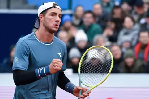 Jan-Lennard Struff jubelt.