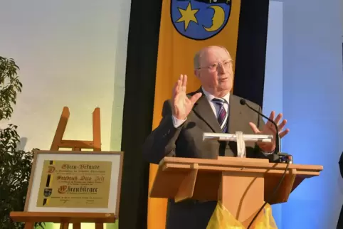 Friedrich Otto Zelt ist neuer Ehrenbürger der Ortsgemeinde. 
