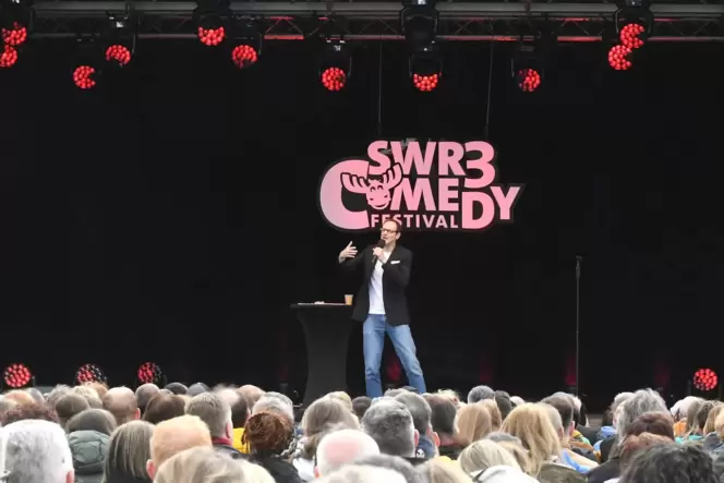 Kabarettist Vince Ebert bei seinem Auftritt beim letzten SWR3-Comedy-Festival in Bad Dürkheim.