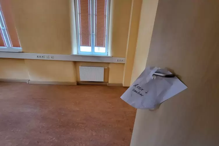 Die Zimmer sind schon fast alle ausger&auml;umt. 