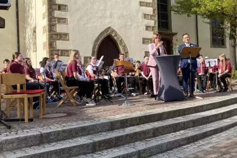 Zum zweiten Mal binnen kurzer Zeit in der Nordpfalz: Ministerpräsidentin Malu Dreyer hat gestern auf Einladung des SPD-Stadtbürg Zum zweiten Mal binnen kurzer Zeit in der Nordpfalz: Ministerpräsidentin Malu Dreyer hat gestern auf Einladung des SPD-Stadtbürg