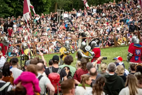 Großer Andrang: Schaukampf beim Spectaculum Worms. 