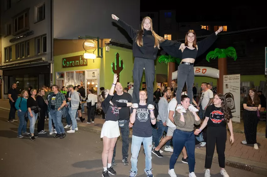 Die Cheerleader des TV PIrmasens feierten auch mit.