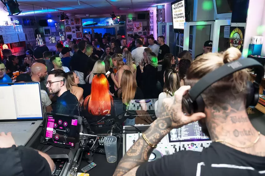 DJ Padde legte im Next Level auf.
