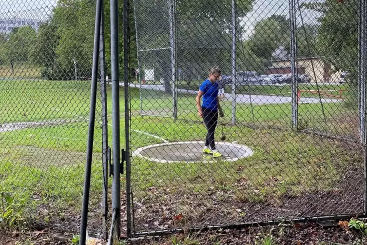 F&uuml;nfmal pro Woche trainiert Laura Kellner.