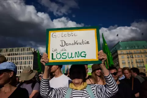 Solidaritätskundgebung nach der Tat von Dresden. 
