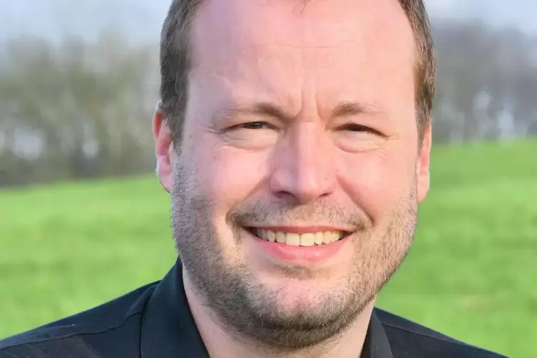 Kandidat 2 in Sippersfeld: Robert Clau&szlig;en, FWG 