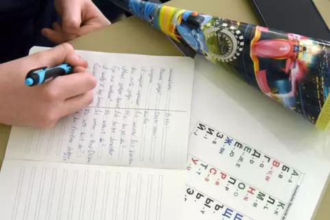 Die größte Hürde für die Kinder in Brennpunktschulen mit hohem Migrantenanteil: die Deutschkenntnisse. 